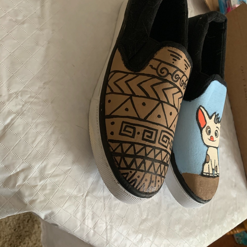 Disney’s Moana shoes - Picture 4 of 5